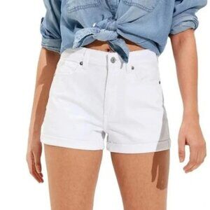 AMERICAN EAGLE OUTFITTERS AEO white midi denim shorts cuffed 2